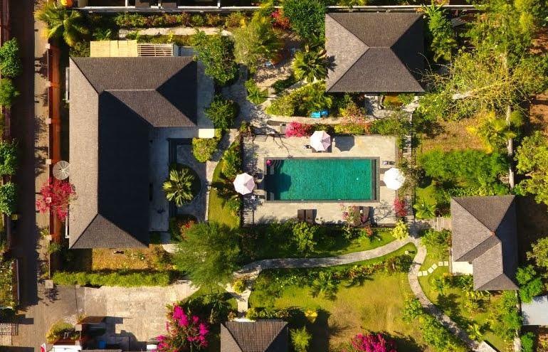 Taman Dewi Sri Villa Et Bungalow เปมูเตรัน ภายนอก รูปภาพ